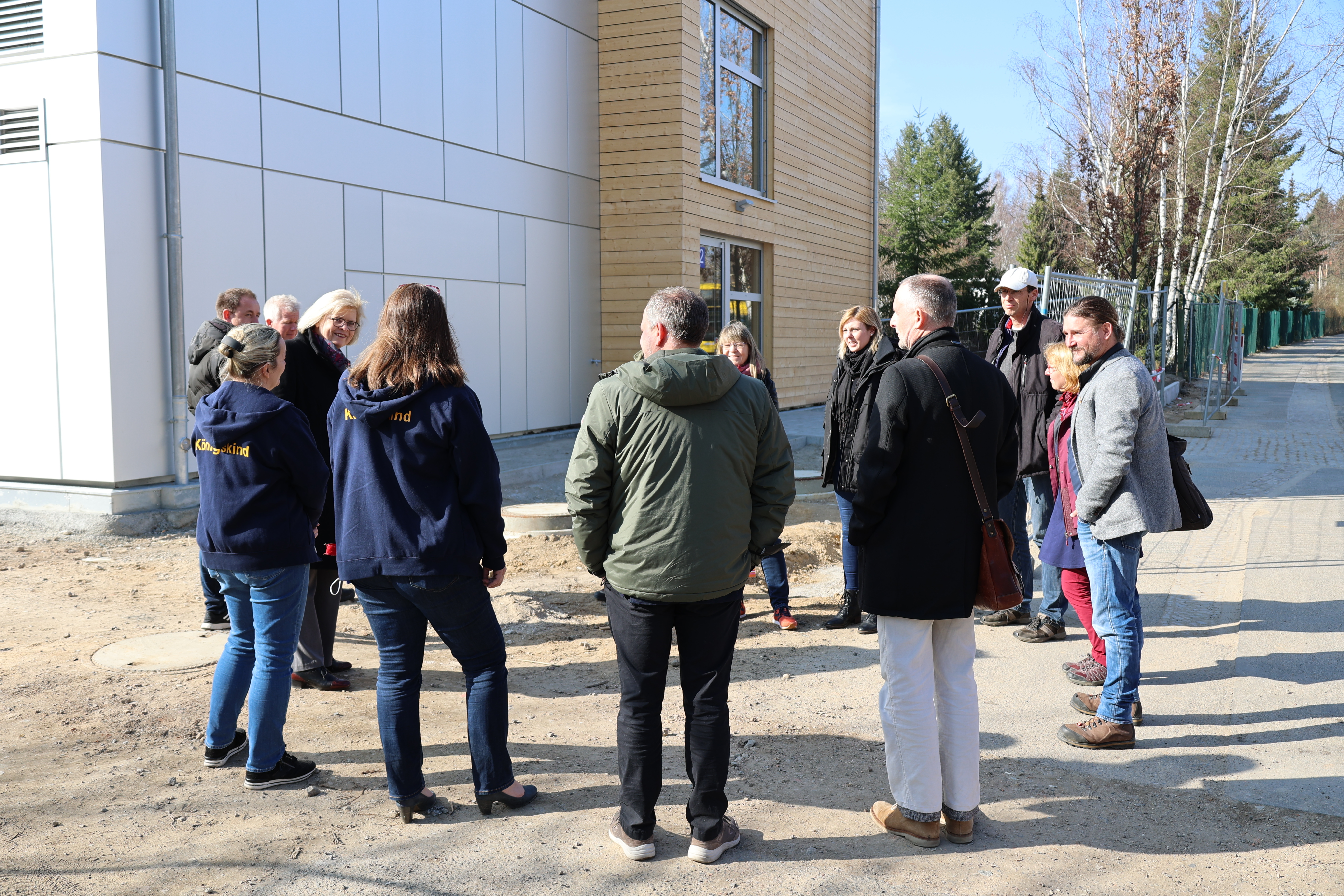 Besichtigung der Holz-MEB mit der Partnerstadt Lüchow