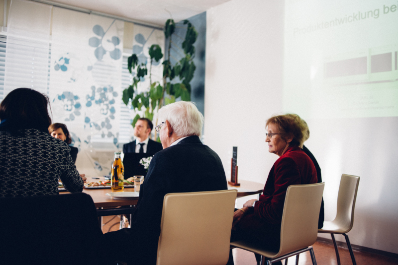 Besuch der KNAUER Wissenschaftliche Geräte GmbH - Vorstellung des Unternehmens