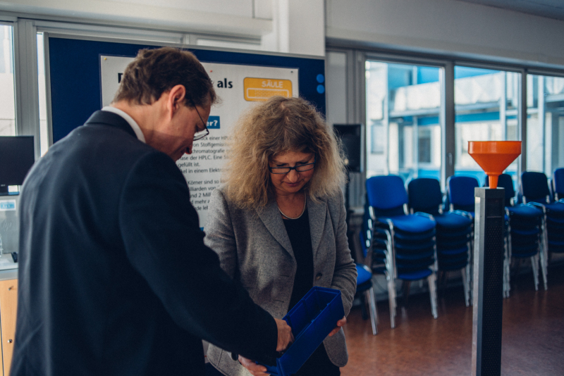 Besuch der KNAUER Wissenschaftliche Geräte GmbH - Vorstellung des Unternehmens