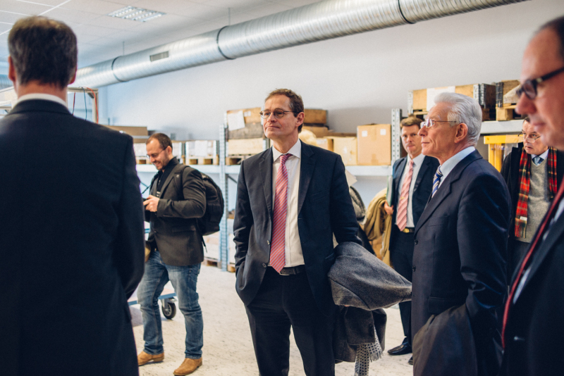 Besuch der KNAUER Wissenschaftliche Geräte GmbH - Vorstellung des Unternehmens