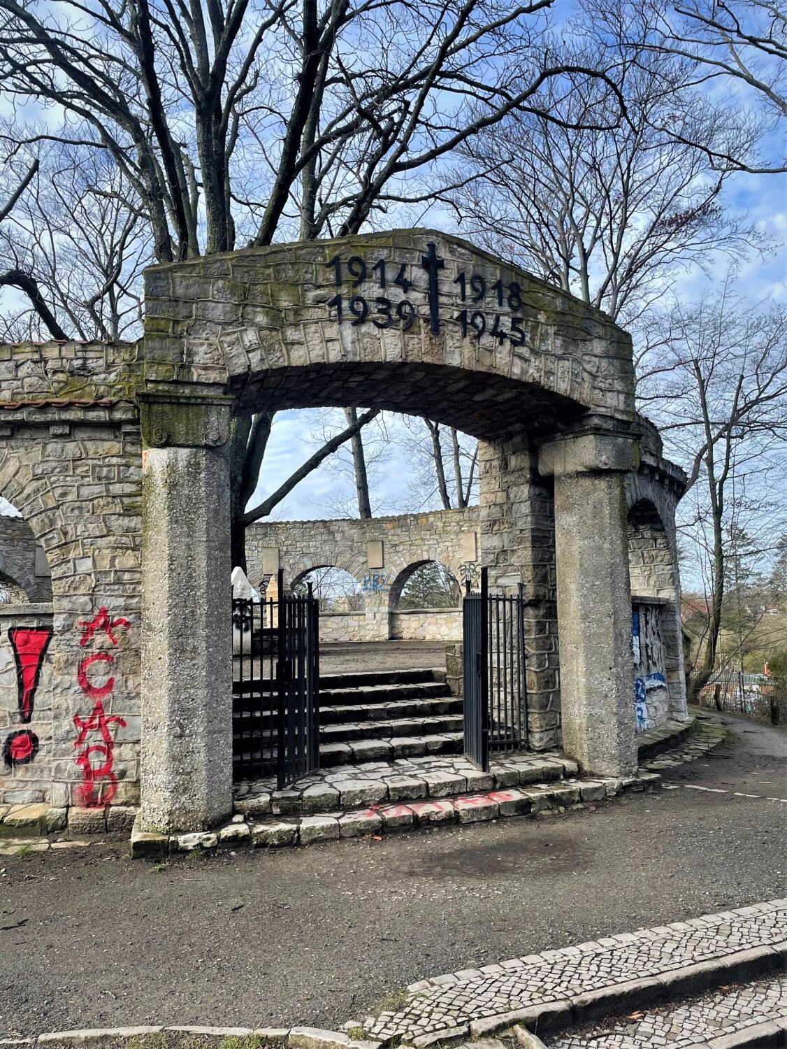 Kriegerdenkmal im Gemeindepark Lankwitz