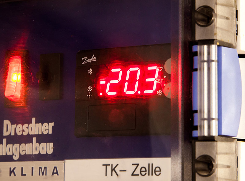 Anzeige der Kühlzelle mit Temperaturangabe -20,3 C°