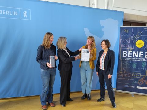 Bildvergrößerung: Bezirksamt Spandau erhält den European-Energy-Award