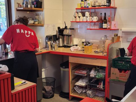 Bildvergrößerung: Das Restaurant Happa, in der Schlesischen Straße, bietet rein vegane zertifizierte Bio-Küche an