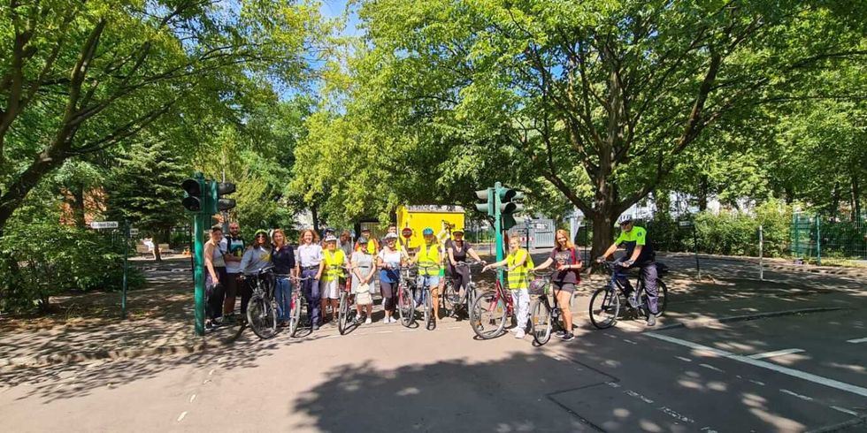 Fahrradtraining für Geflüchteten aus der Ukraine