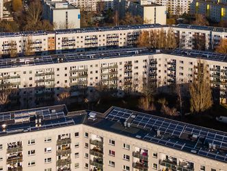 Mehrfamilienhaus in Kaulsdorf mit Solaranlage auf dem Dach