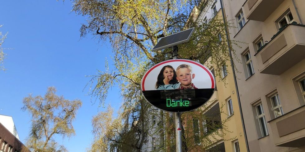 Verkehrsanzeigetafel,Dialog-Display