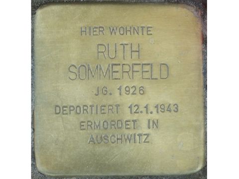 Bildvergrößerung: Stolperstein Ruth Sommerfeld