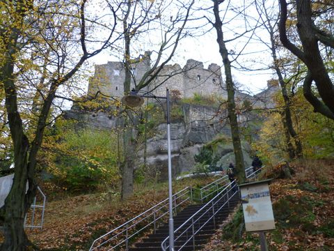 Oybin-Felsen mit Burgruine