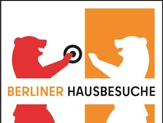 Berliner Hausbesuche - zwei Bären stehend sich freundlich gegenüber