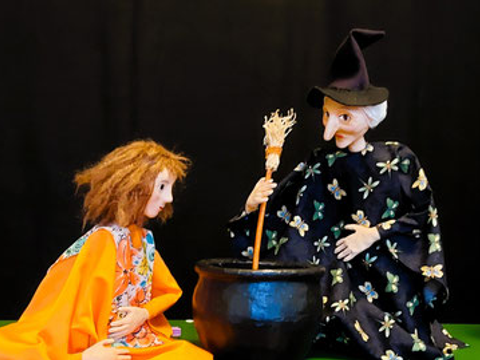 Marionetten Hexe und Mädchen
