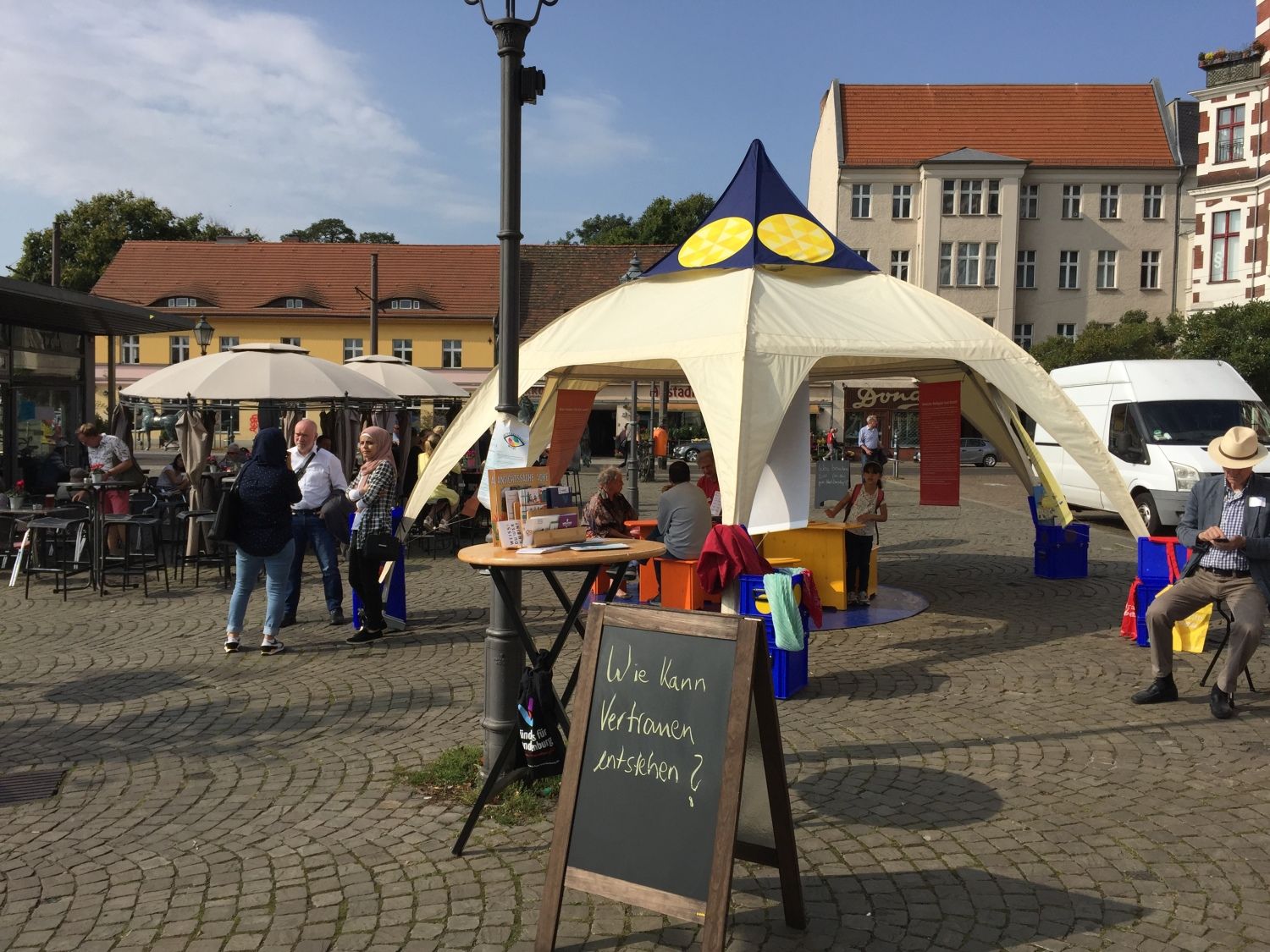 Dialoge im öffentlichen Raum - Schlossplatz Köpenick