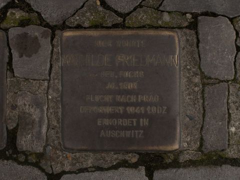 Stolperstein Mathilde Friedmann, Foto: A. Bukschat & C. Flegel, 06.04.2012