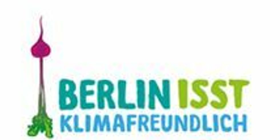 Logo: Neben einem auf dem Kopf stehenden Radieschen, das an den Fernshturm erinnert steht in grün und blai der Text "Berlin isst klimafreundlich"