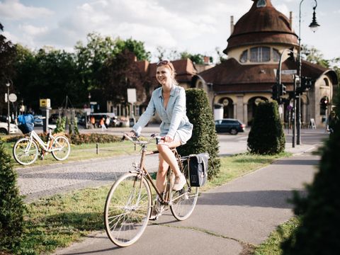 Radfahrende am Mexikoplatz