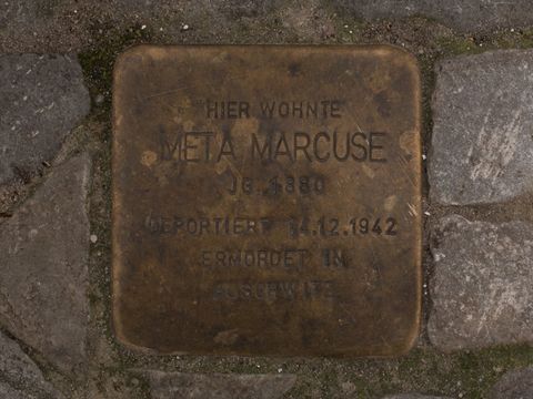 Stolperstein Meta Marcuse, 03.10.2012