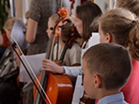 Bildvergrößerung: Junge Solisten und Kammerorchester