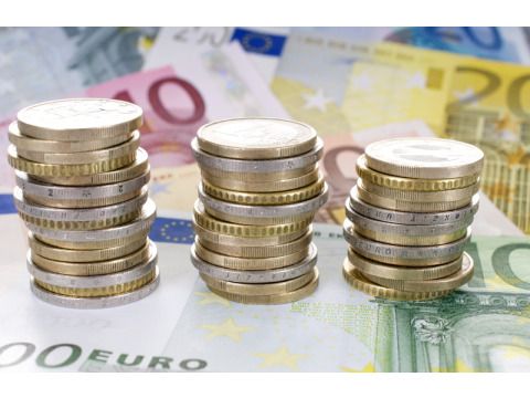 Eurostücke und Scheine