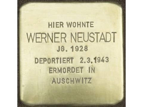 Bildvergrößerung: Stolperstein Werner Neustadt