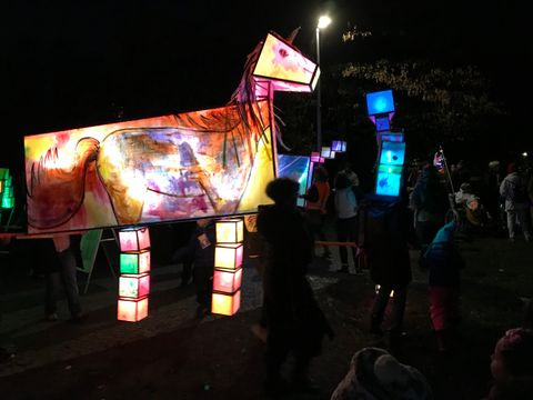 Bildvergrößerung: Laternenumzug am St. Martinstag