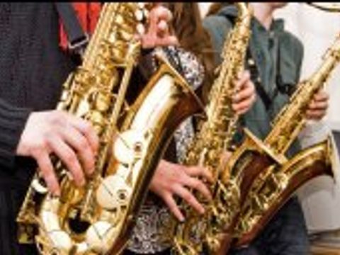 Bildvergrößerung: Saxophonspieler