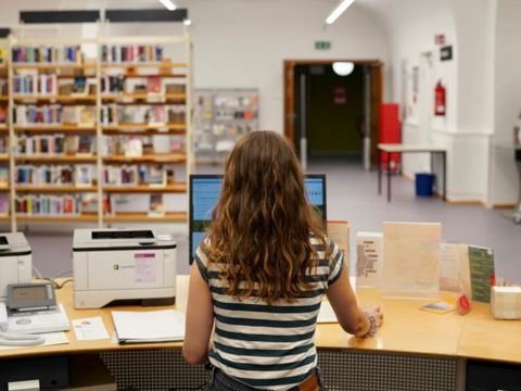 Stellenausschreibung Bibliothek