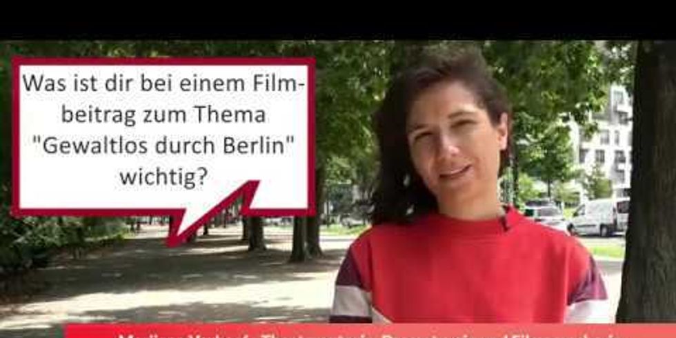 Portrait von Marijana Verhoef mit Einblendung der Fragestellung: „Was ist dir bei einem Filmbeitrag zum Thema 'Gewaltlos durch Berlin' wichtig?“