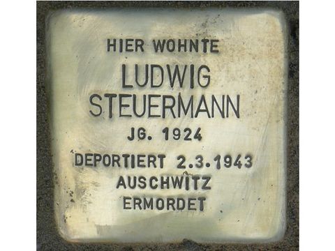 Bildvergrößerung: Stolperstein Ludwig Steuermann