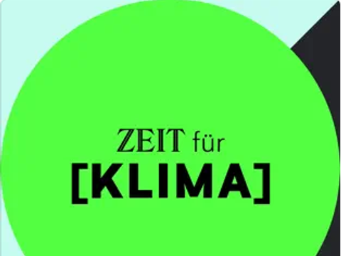 ein grüner Kreis mit schwarzem Schriftzug Zeit für Klima