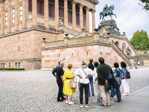 Bildvergrößerung: Führung auf der Museumsinsel Berlin, seit 1999 UNESCO Weltkulturerbe