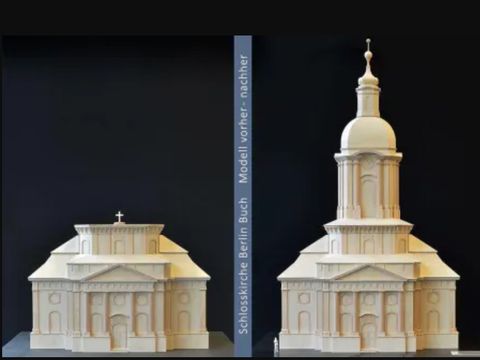 Modell der Schlosskirche in Buch