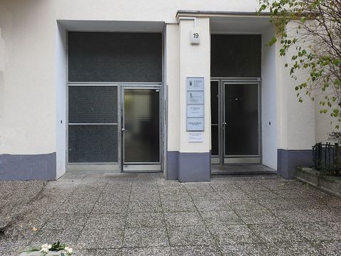 Bildvergrößerung: Hausansicht Mommsenstr. 19