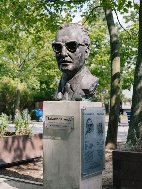 Bildvergrößerung: Denkmal Salvador Allende Grossens