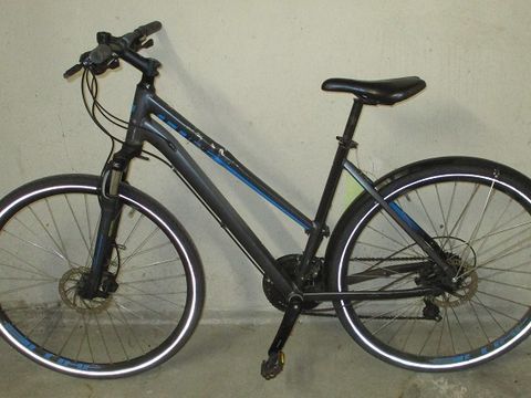 Schwarzes Damenfahrrad