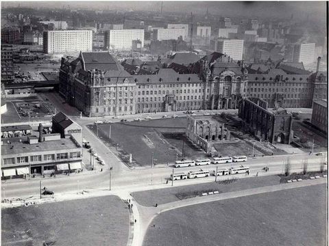 Blick vom Roten Rathaus auf LG - etwa 1960