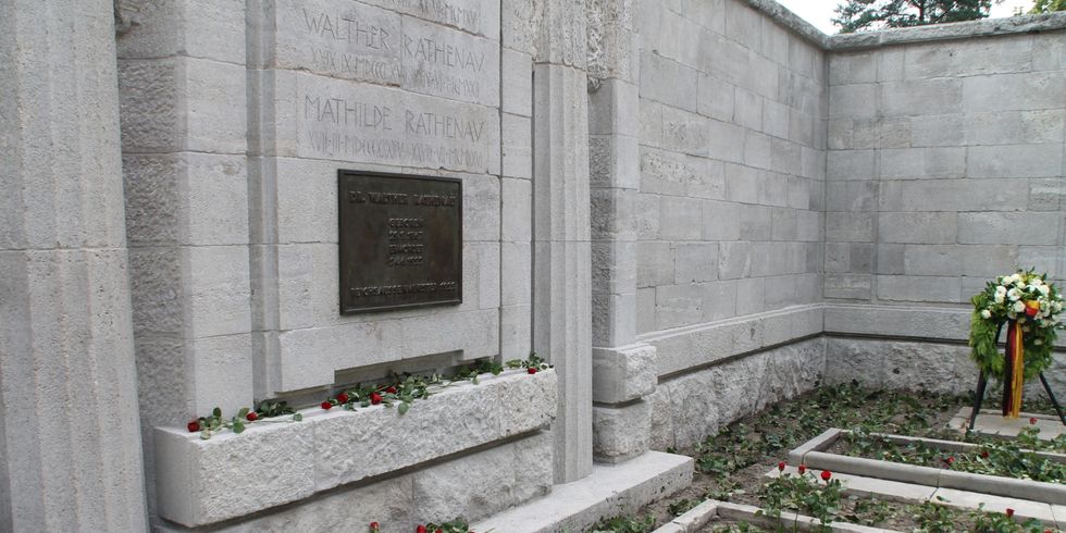 Grabanlage der Familie Rathenau auf dem Friedhof Oberschöneweide