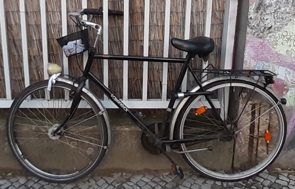 Schwarzes Herrenfahrrad