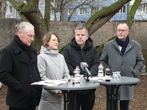 Hr. Nöll, Fr. Christoph, Hr. Hehmke und Hr. Liecke bei der Pressekonferenz