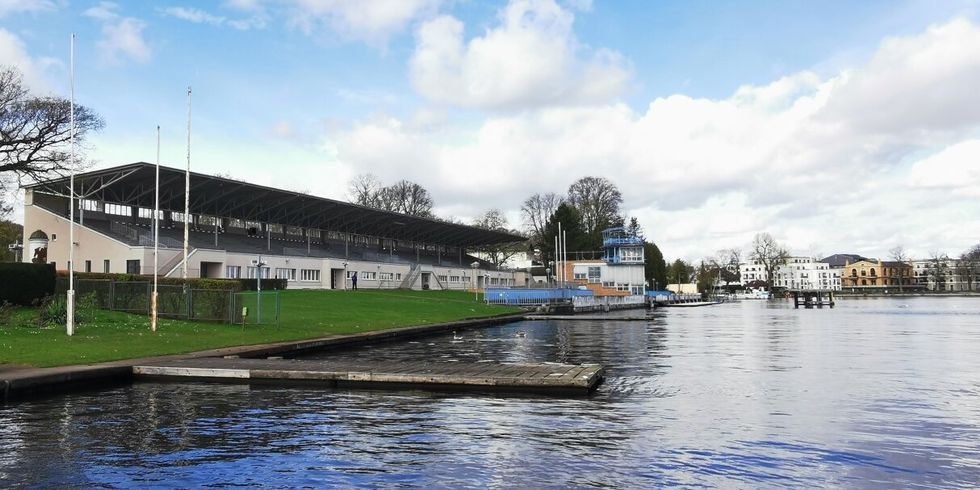 neu sanierte Regattatribüne Grünau