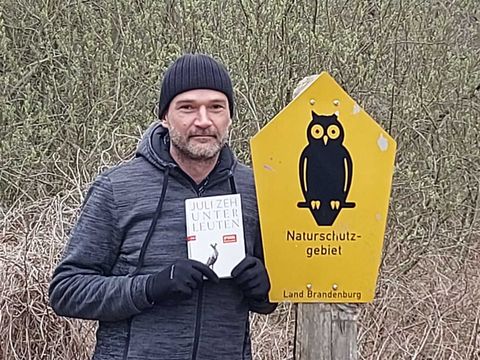 Olaf Rabe mit "Unterleuten" von Juli Zeh