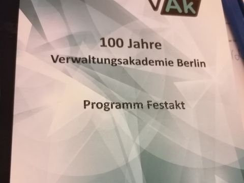 Programmheft des Festaktes 100 Jahre VAk