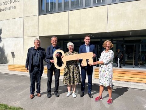 Bildvergrößerung: Eröffnung der Grundschule am Nordhafen