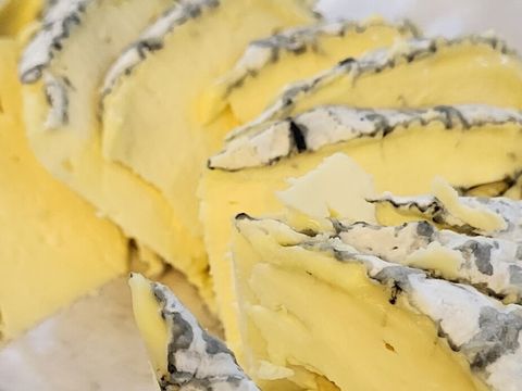 Bildvergrößerung: Rohmilchkäse aus bäuerlicher Produktion