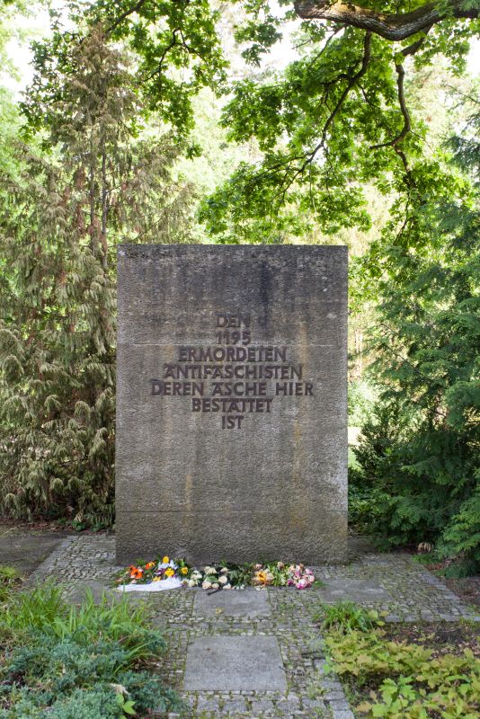 Bildvergrößerung: Denkmal Opfer des KZs Sachsenhausen