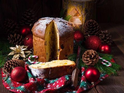 Weihnachtlicher Panettone