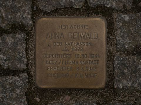 Stolperstein Anna Reiwald
