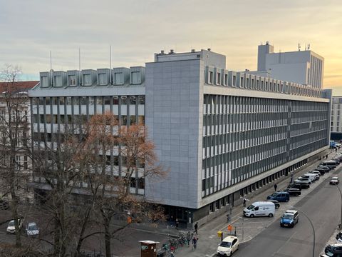 Gebäudefoto des Arbeitsgerichtes und Landesarbeitsgerichtes Berlin-Brandenburg