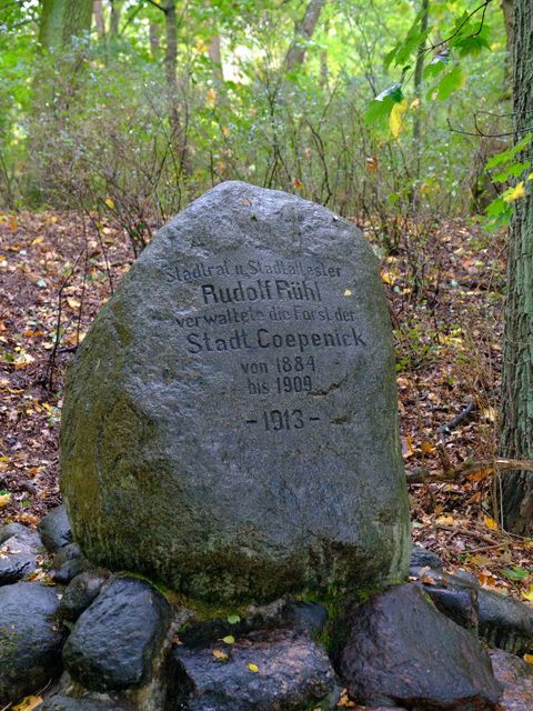 Bildvergrößerung: Gedenkstein - Carl Reinhold Julius Rudolf Rühl