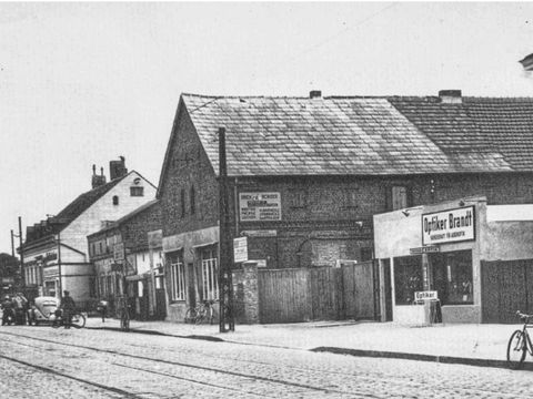 Historische Aufnahme von der Einkaufsstraße Alt-Rudow