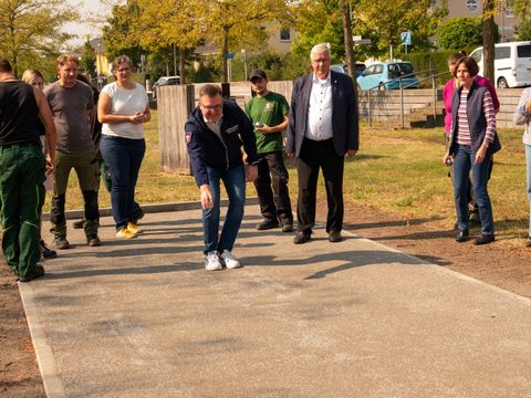 Bildvergrößerung: Neue Boulebahn in der Landstadt Gatow eingeweiht